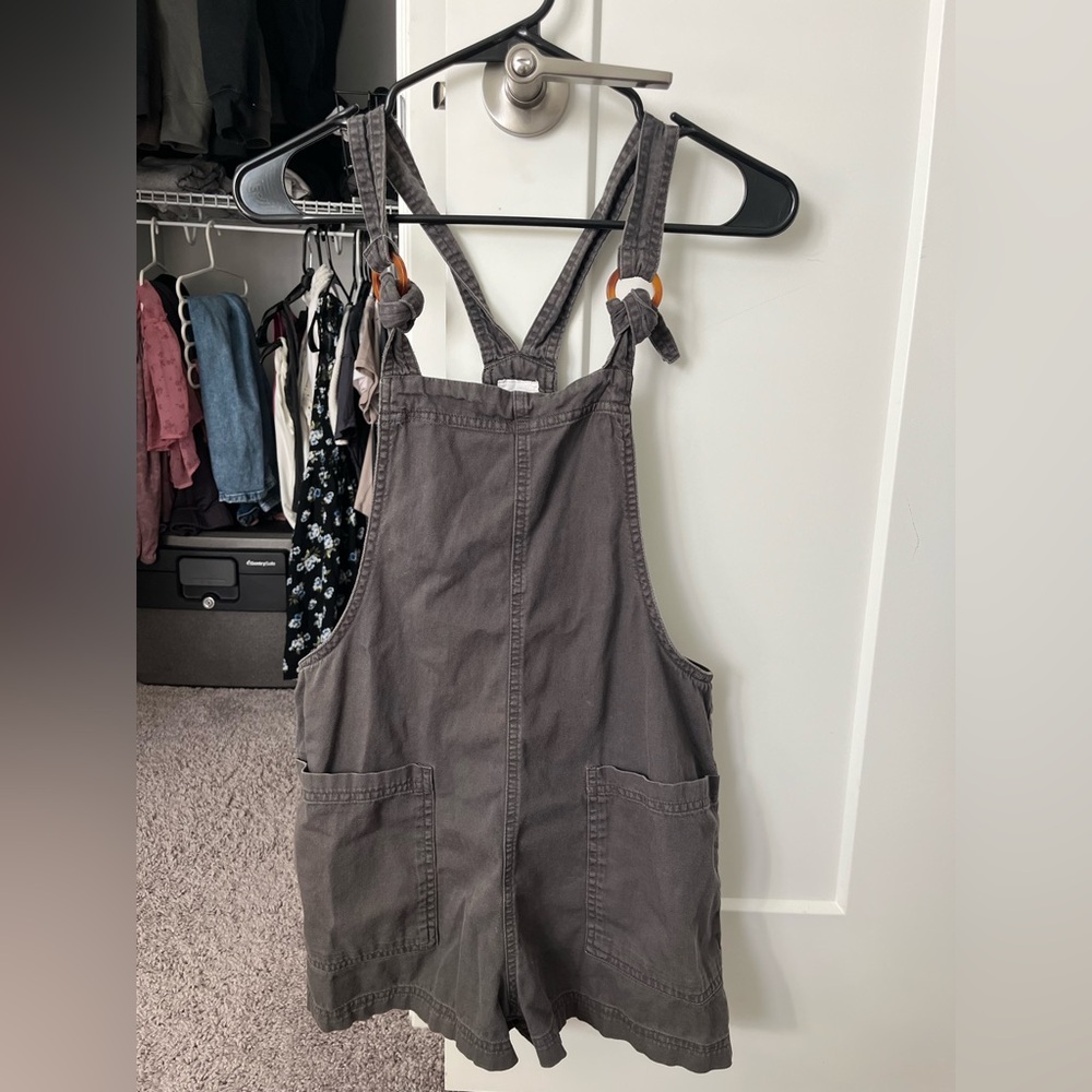 Aerie overalls 
XS